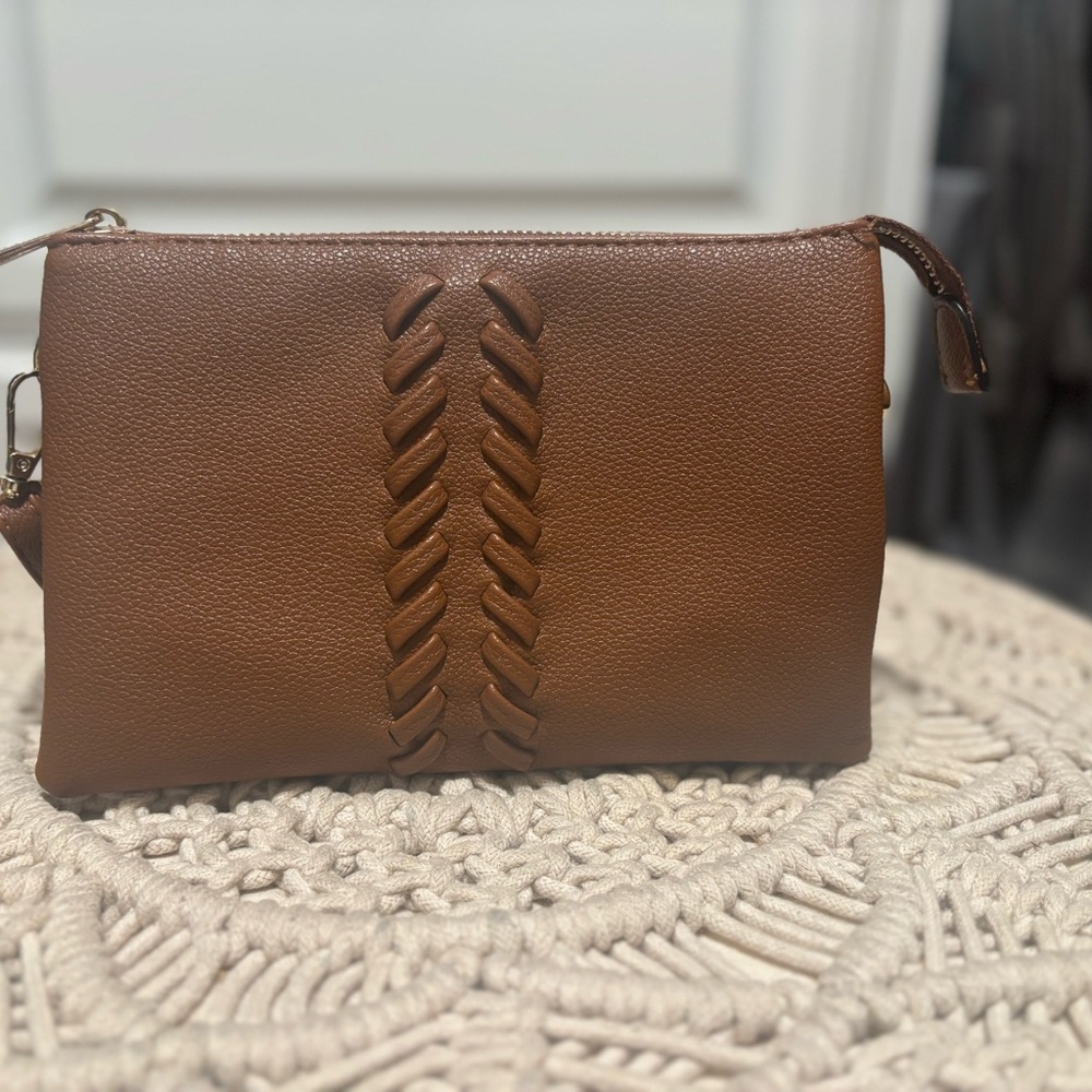 Chic Brown Leather crossbody